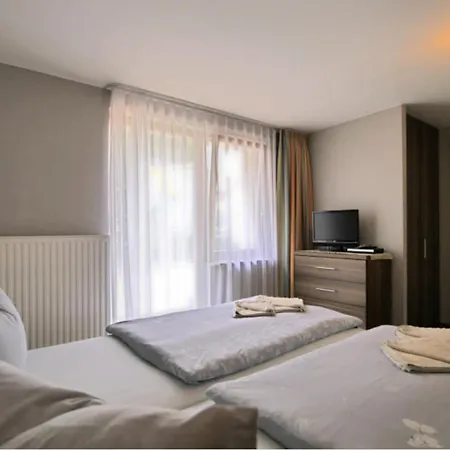 1 ゼーバート・ヘリングスドルフ